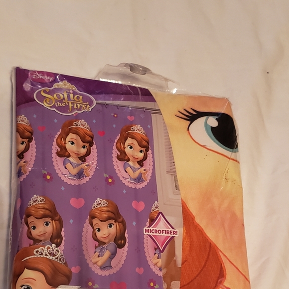 Disney Princess Sofia The First Shower Curtain Purple/Pink Multi Color 72" X 72" - Picture 6 of 8